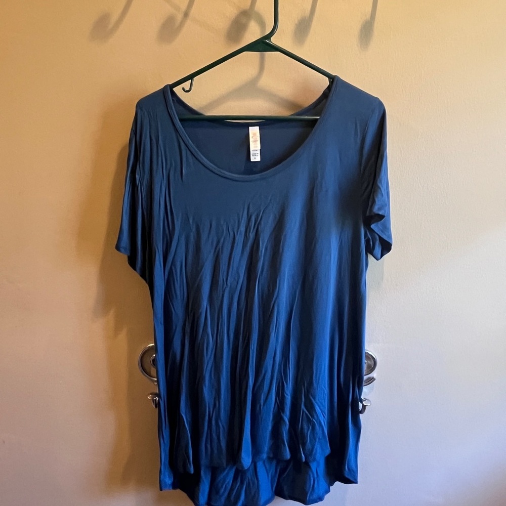 Nautical blue XL Lularoe tee.  Very stretchy and soft. Hi/low hem.